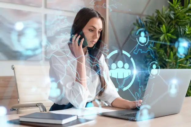 asistentes personalizados.